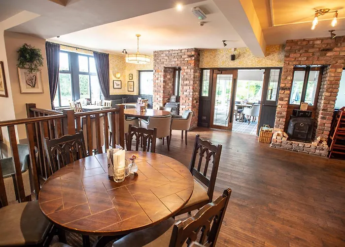The Birley Arms Hotel Warton