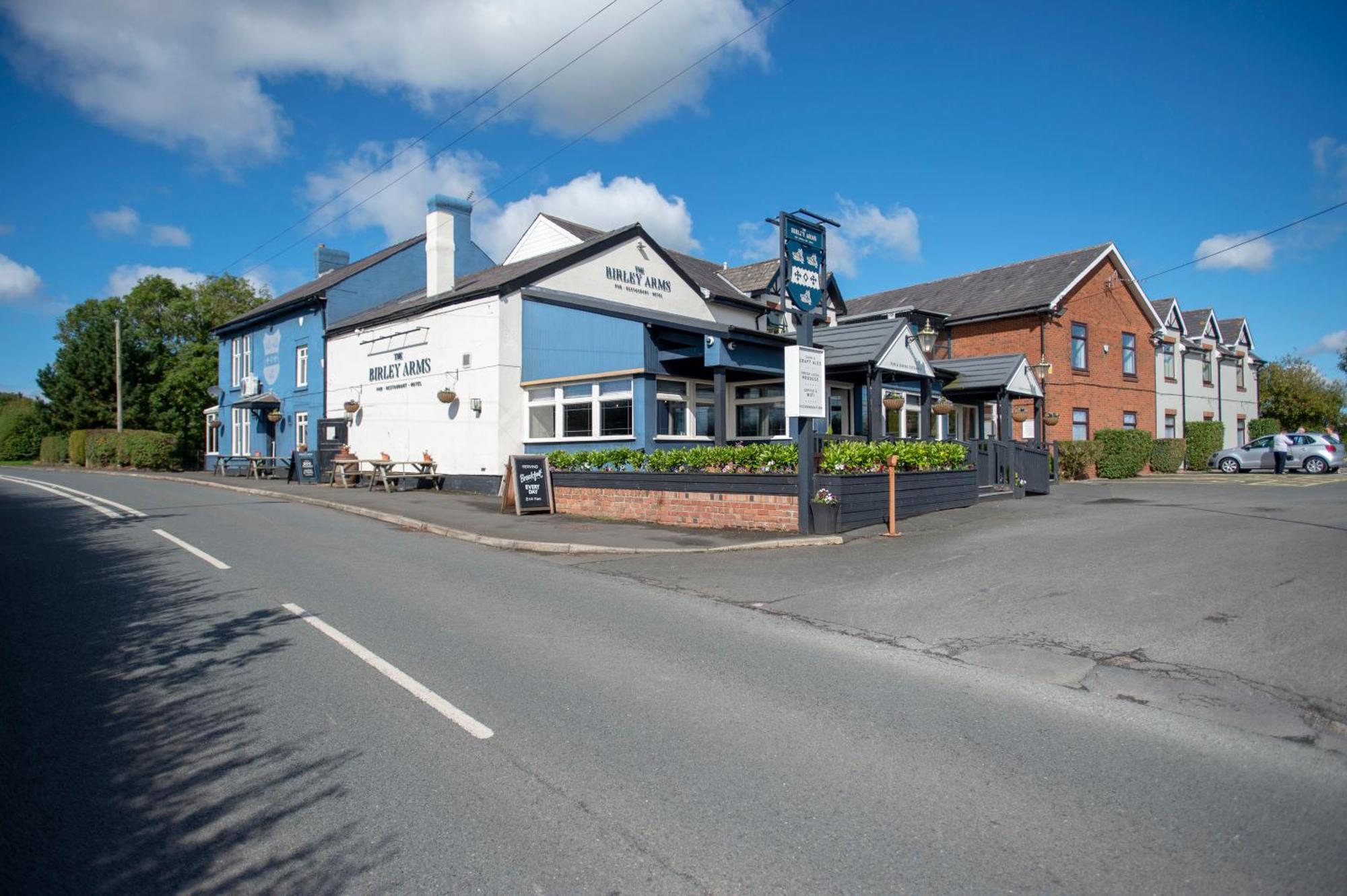 The Birley Arms Warton 4* Wrea Green